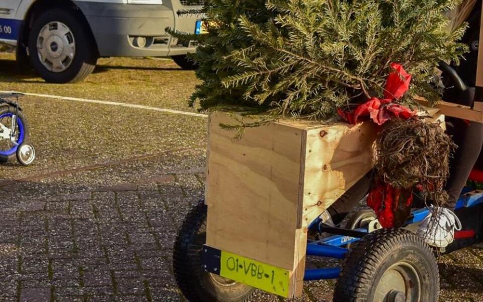 kerstbomen actie inzameling lootjes tegoedbon uitslag kinderen skelters