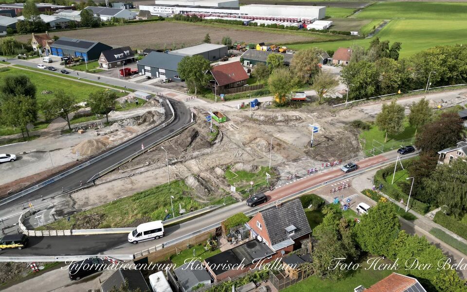 rotonde hallum kruispunt doniaweg n357 aanleg rijroute omleidingen bypass stoplichten overlast verkeer 