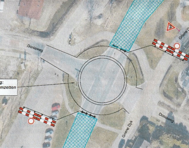 afsluiting omleiding route omleidingsroute stremming rotonde aanleg hallum doniaweg N357 heijmans schot infra asfalteren werkzaamheden weg wegen wegwerkzaamheden 