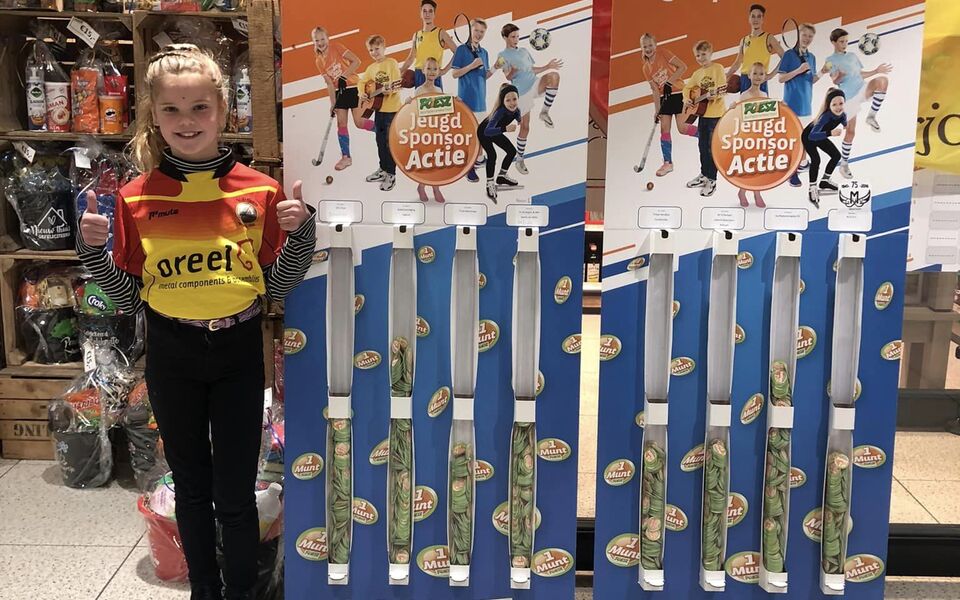 jeugd sponsor actie poiesz stiens kaatsen haalum inzamelen munten 