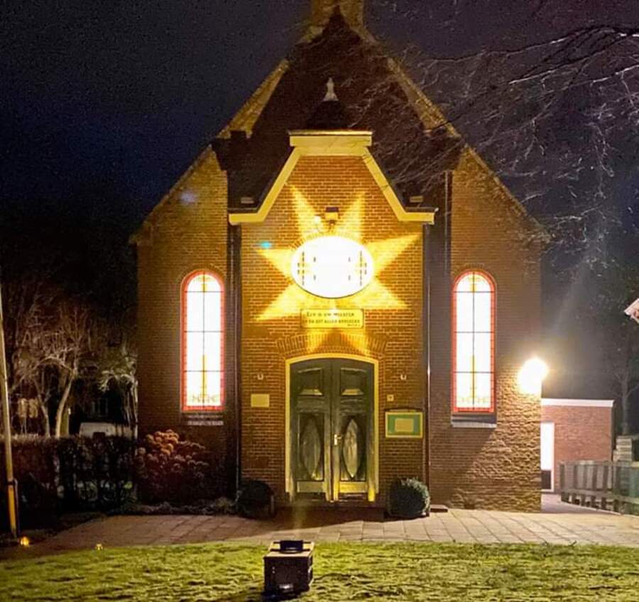 De Fermanje kerk aan de Offingaweg Hallum