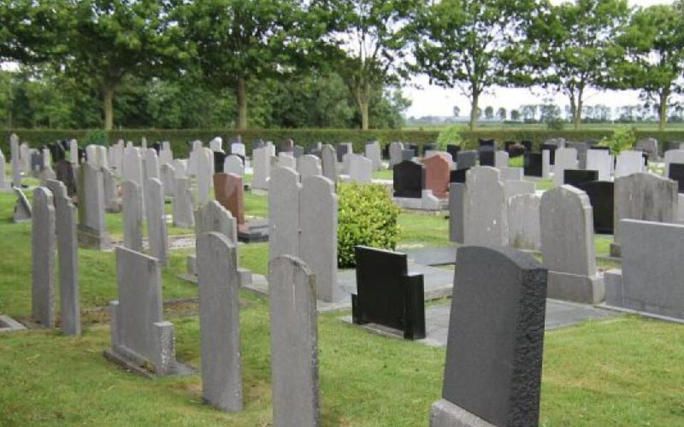 graven begraafplaats begraafplaatsen graf rechthebbende onbekende eigenaar grafrecht zoeken gemeente noardeast fryslan