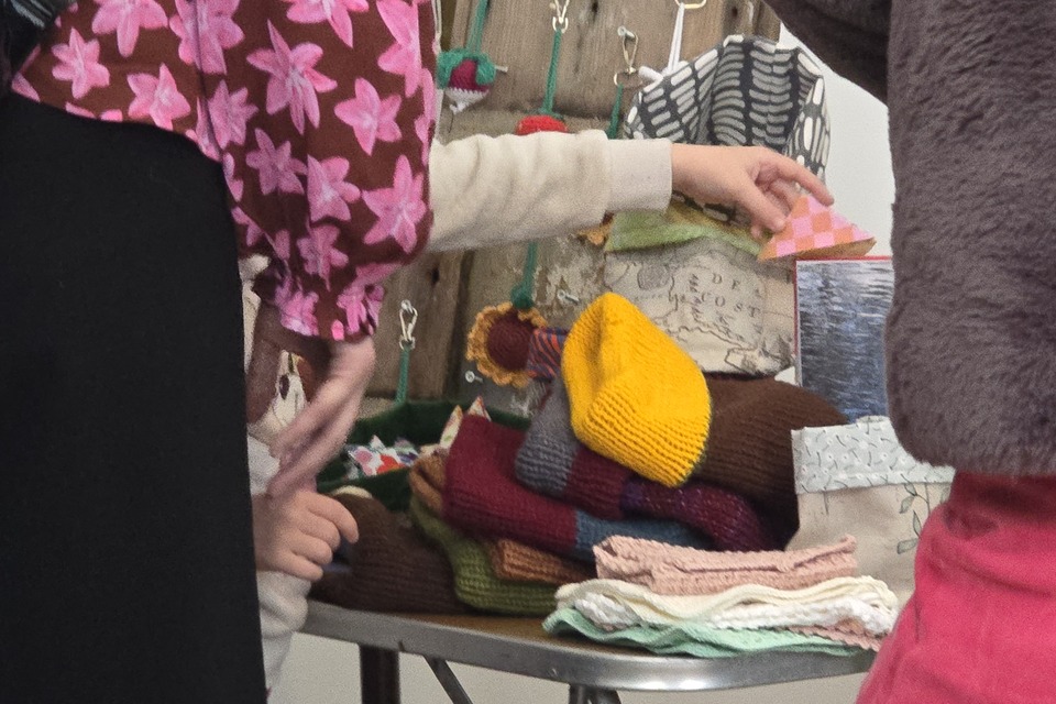 Dorpstuin Hallum was aanwezig op de Oogstmarkt van de Groeifabriek in Marrum op 19-09-2026